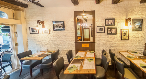 Grand Café La Fontaine - restaurant MAUSSANE-LES-ALPILLES
